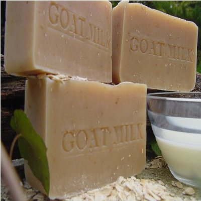 Goat's Milk and Pear berry -Made from milk honey and beeswax sourced from local, sustainable, chemical-free hives and Farm fresh goat's milk, this bar soap is giant in moisture,, and nourishes your skin..