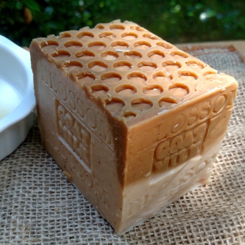    Goat's Milk Blossom Honey Organic Soap Natural Antioxidant  Goat's Milk Soap with LOTS of Golden Blossom Honey ,that complements the moisturizing qualities. Only The Finest local honey straight from the hive , unrefined Used